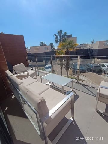 2 soveværelse Semi-Rækkehus til salg i Villamartin, Orihuela med swimmingpool garage - € 290.000 (Ref: 9344028)