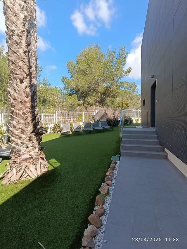 2 soveværelse Semi-Rækkehus til salg i Villamartin med swimmingpool garage - € 290.000 (Ref: 9344028)