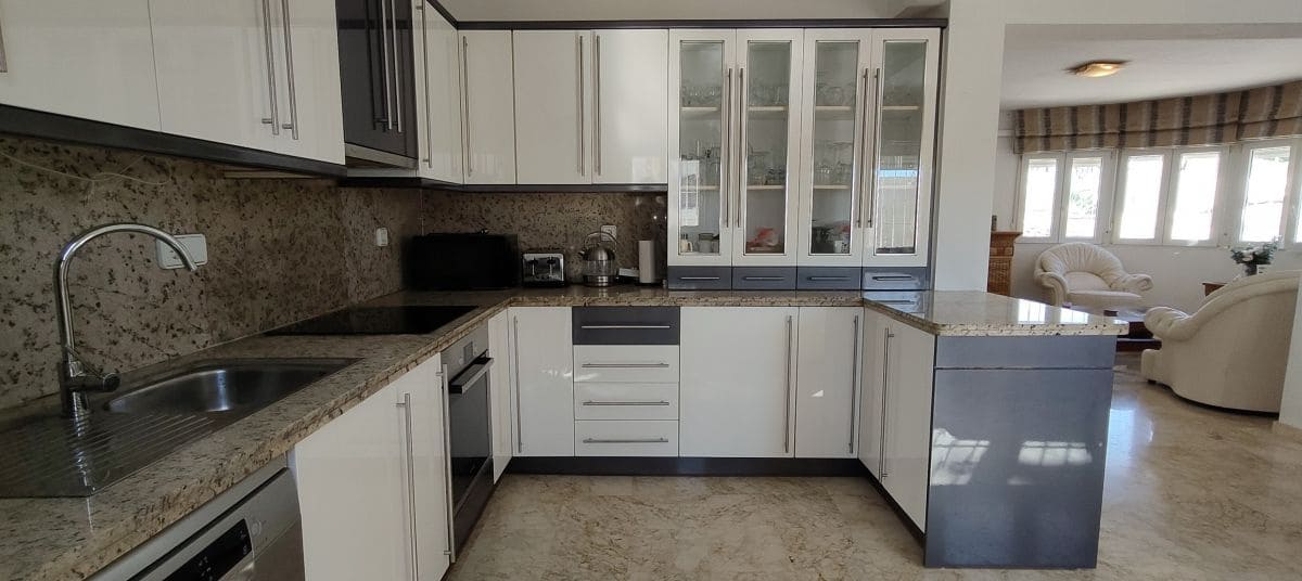 3 bedroom Villa for sale in Las Ramblas Golf with pool - € 465,000 (Ref: 9344389)