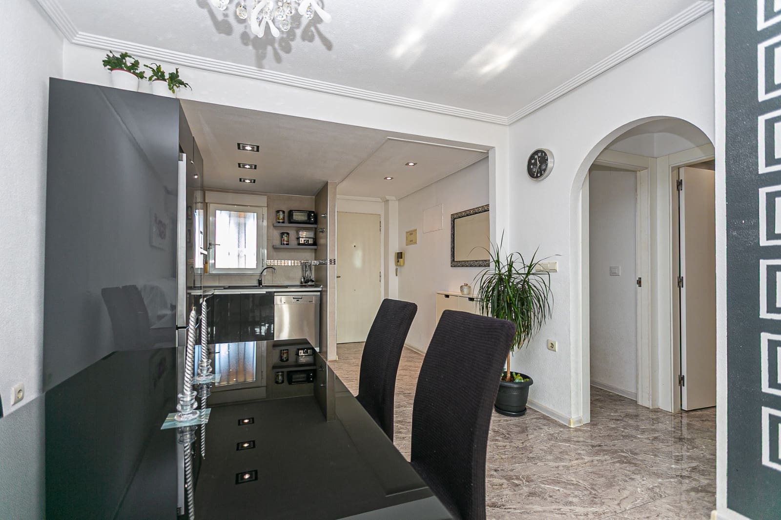 2 makuuhuone Huoneisto myytävänä paikassa La Zenia mukana uima-altaan - 198 000 € (Ref: 9353219)