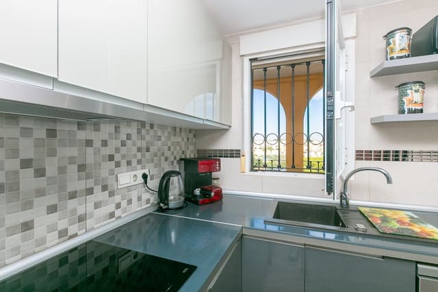 2 makuuhuone Huoneisto myytävänä paikassa La Zenia, Orihuela mukana uima-altaan - 198 000 € (Ref: 9353219)