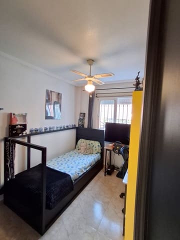 2 bedroom Apartment for sale in Playa Flamenca, Orihuela with pool - € 144,950 (Ref: 9357441)