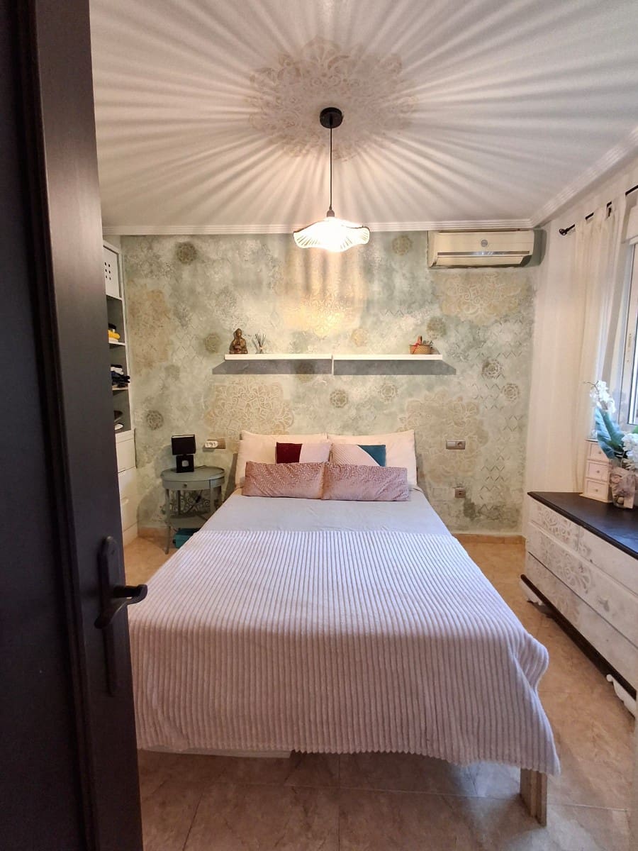 2 bedroom Apartment for sale in Playa Flamenca with pool - € 144,950 (Ref: 9357441)