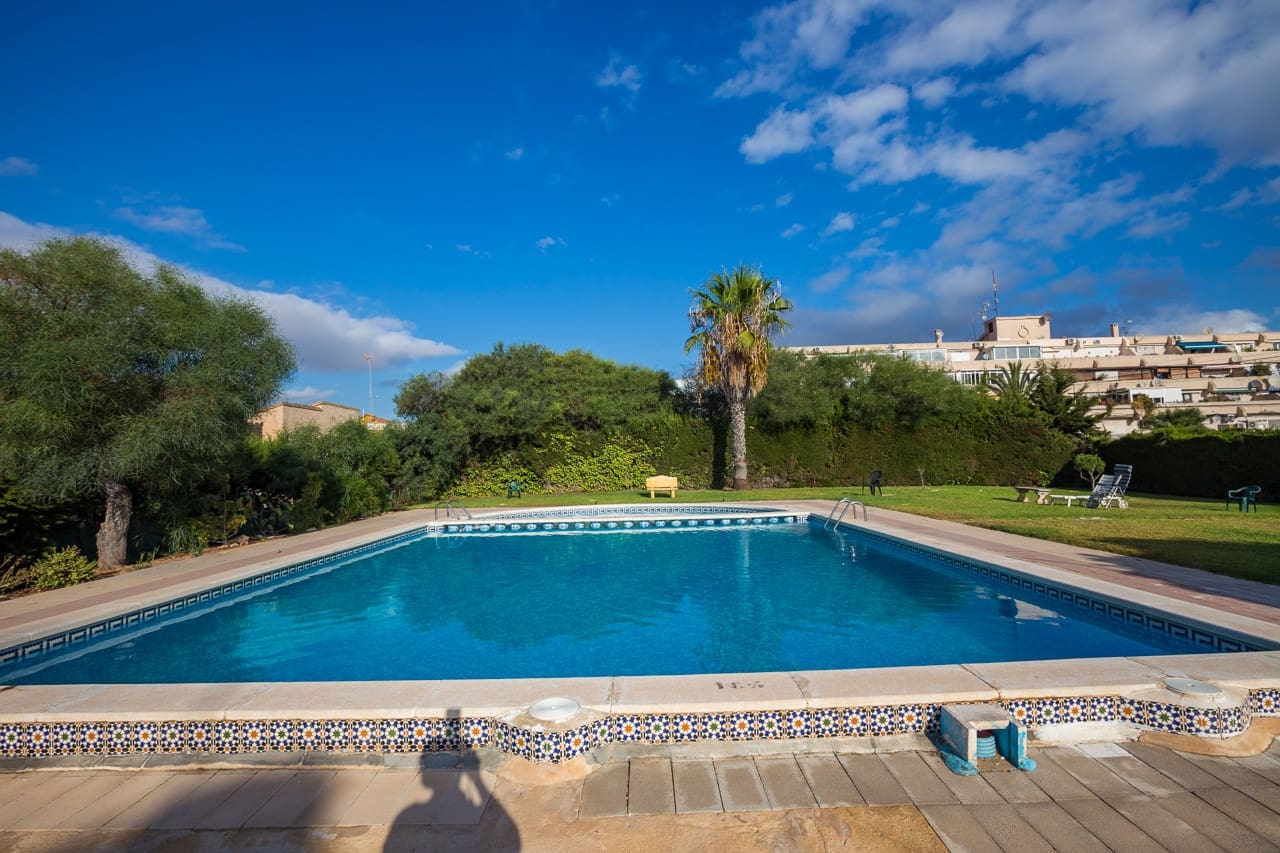 2 slaapkamer Appartement te koop in Orihuela Costa - € 247.000 (Ref: 9361980)