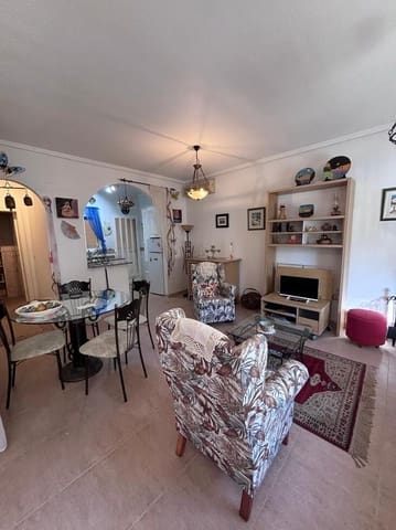 2 soverom Hus til salgs i Villamartin, Orihuela med svømmebasseng garasje - € 164 950 (Ref: 9382401)