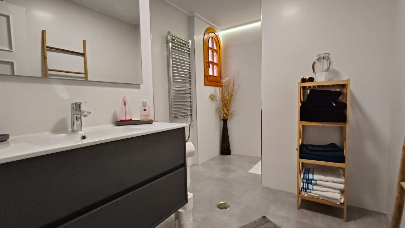 1 bedroom Apartment for rent in Villamartin with pool - € 680 (Ref: 9392061)