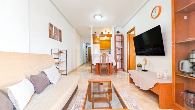 2 makuuhuone Huoneisto myytävänä paikassa Parque de las Naciones, Torrevieja mukana uima-altaan - 129 000 € (Ref: 9393886)