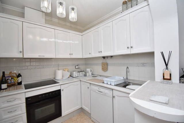 2 bedroom Bungalow for sale in Orihuela Costa, Orihuela with pool - € 219,999 (Ref: 9394359)