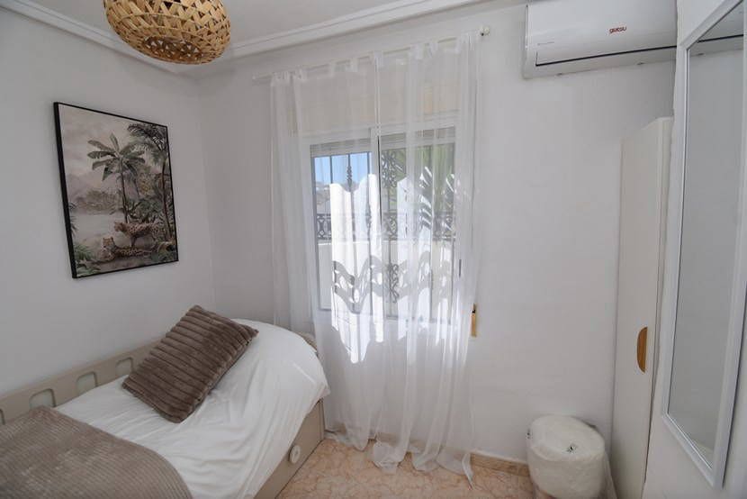 3 bedroom Townhouse for sale in Orihuela Costa with pool - € 249,999 (Ref: 9394489)