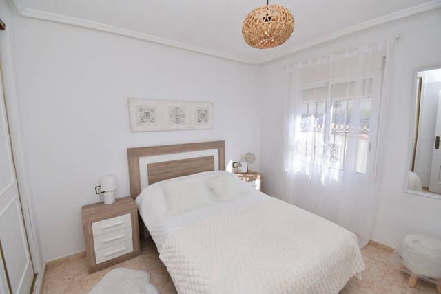 3 bedroom Townhouse for sale in Orihuela Costa, Orihuela with pool - € 249,999 (Ref: 9394489)