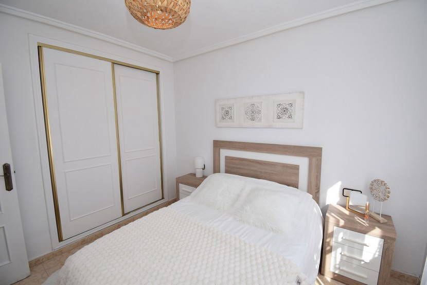 3 Zimmer Haus zu verkaufen in Orihuela Costa mit Pool - 249.999 € (Ref: 9394489)