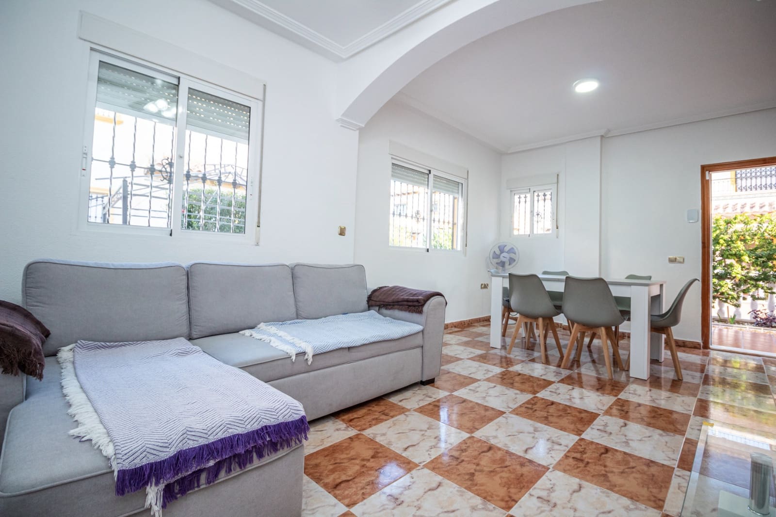 2 camera da letto Villetta Bifamiliare in vendita in La Zenia - 230.000 € (Rif: 9403153)