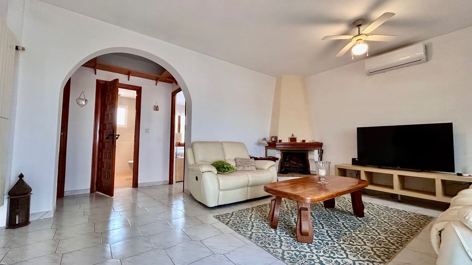 3 camera da letto Villa in vendita in Villamartin con piscina garage - 279.950 € (Rif: 9414559)