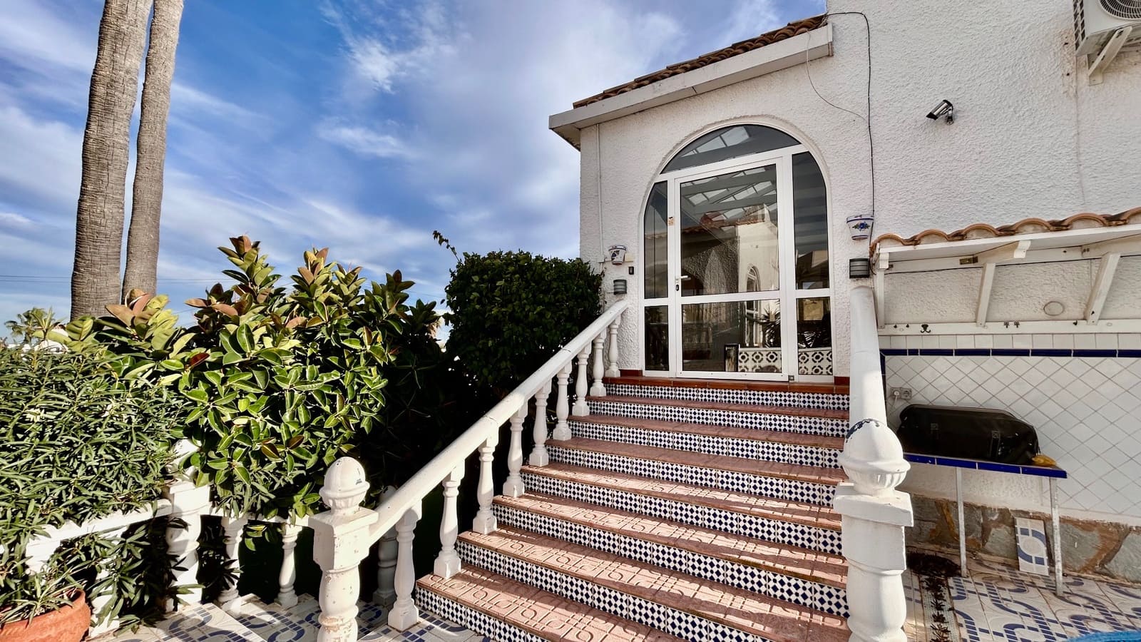 3 camera da letto Villa in vendita in Villamartin con piscina garage - 279.950 € (Rif: 9414559)