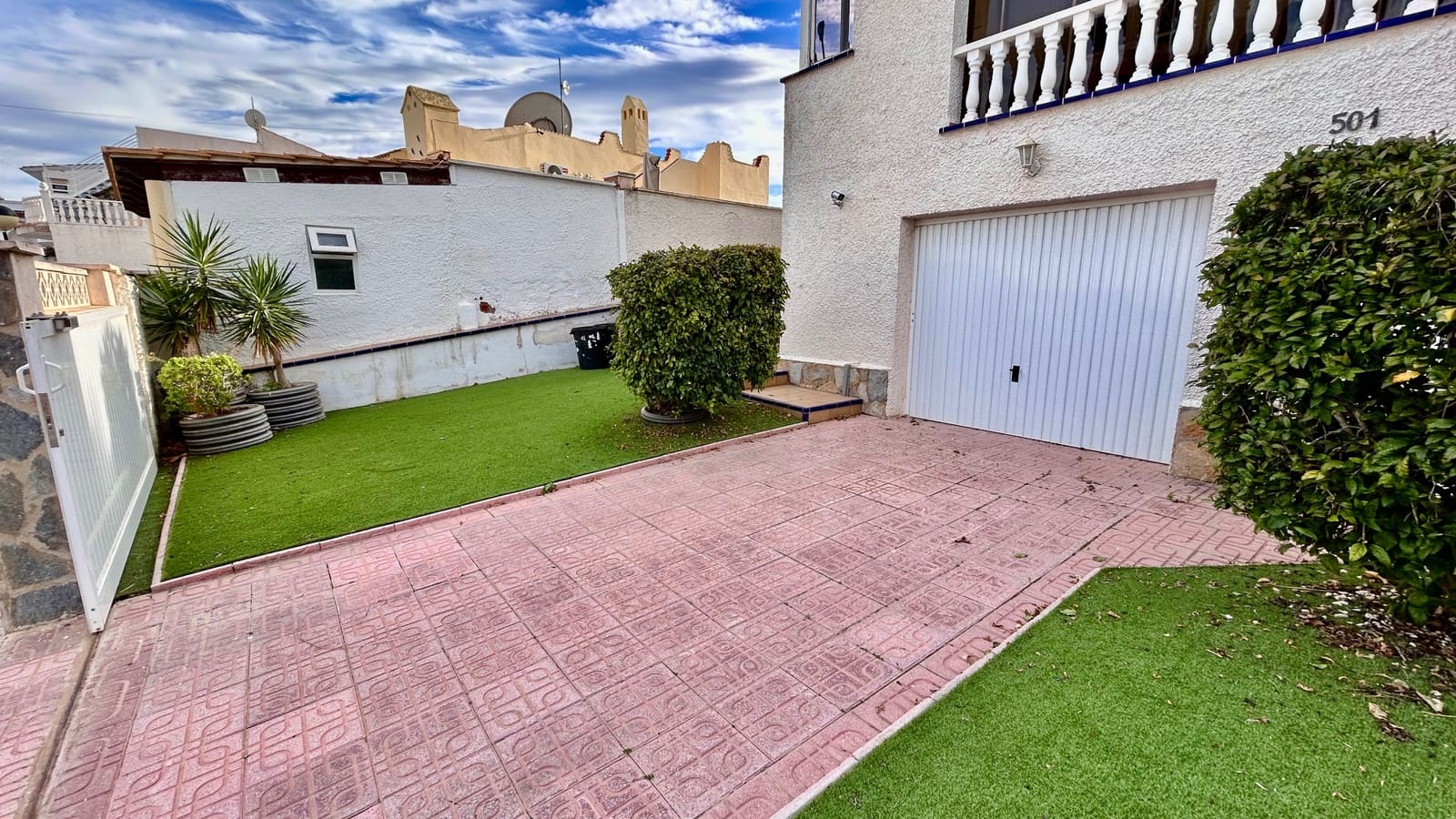 3 camera da letto Villa in vendita in Villamartin con piscina garage - 279.950 € (Rif: 9414559)