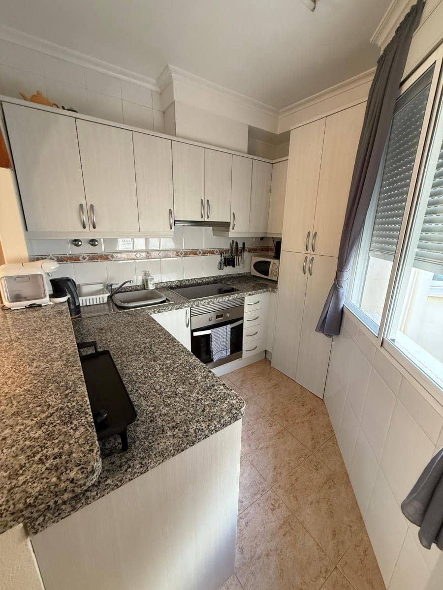 2 sovrum Lägenhet att hyra i Playa Flamenca med pool garage - 750 € (Ref: 9415312)