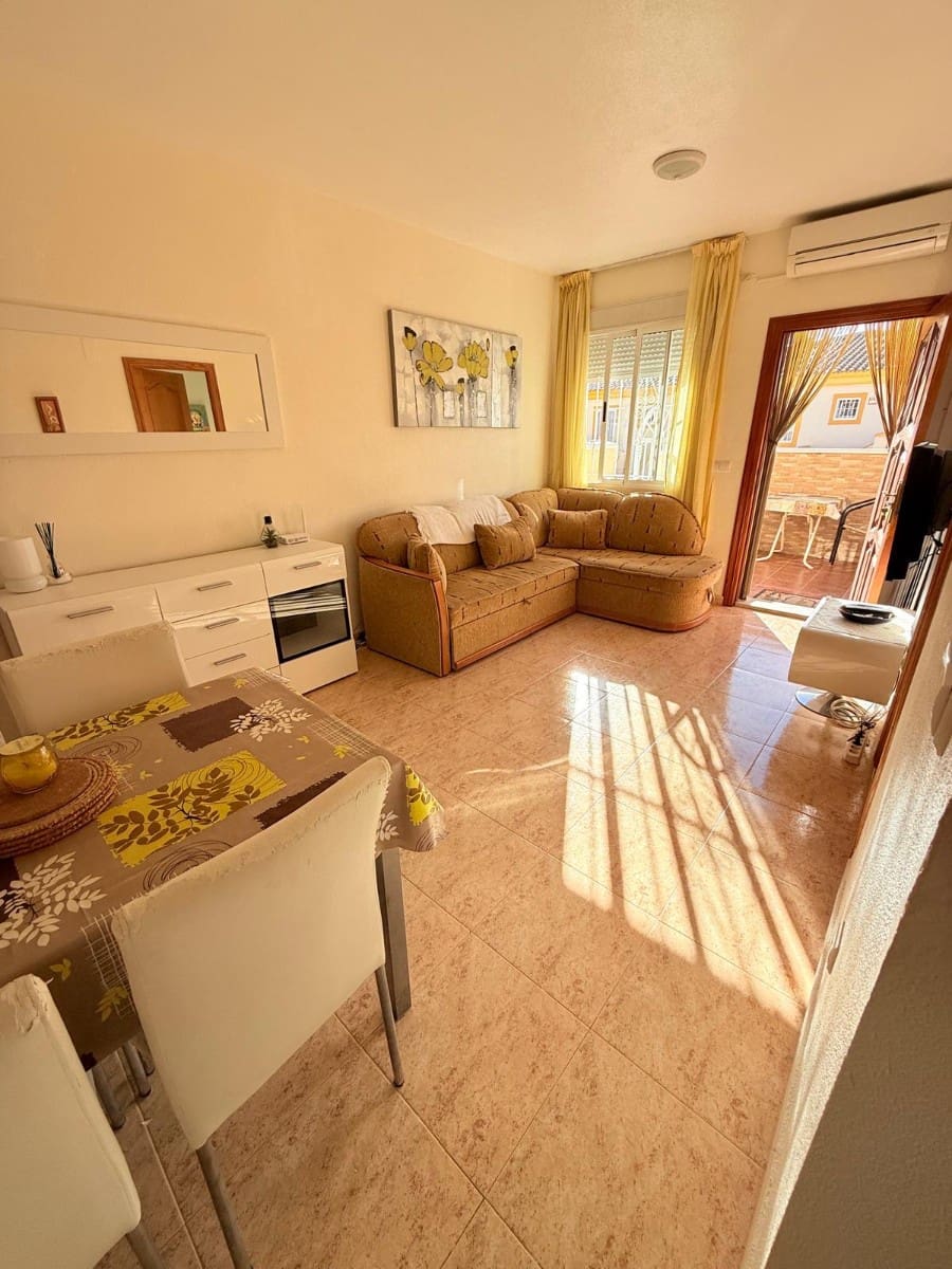 2 sovrum Lägenhet att hyra i Playa Flamenca med pool garage - 750 € (Ref: 9415312)