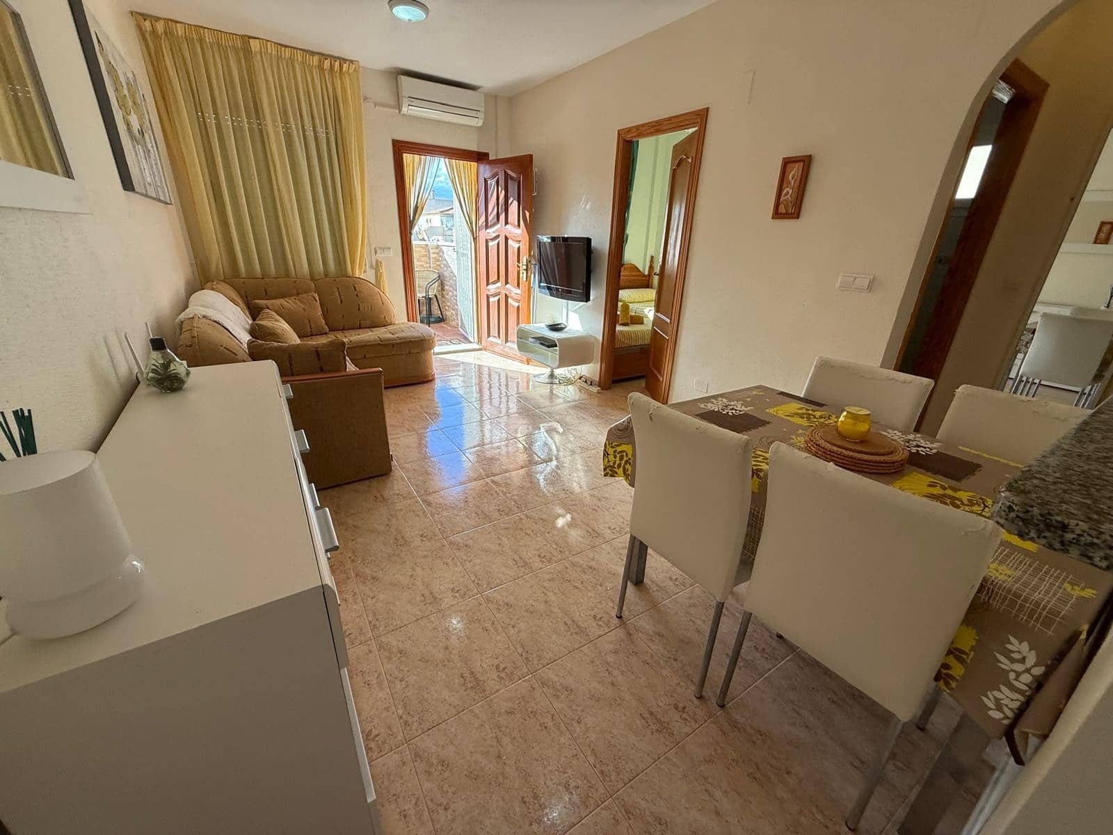 2 sovrum Lägenhet att hyra i Playa Flamenca med pool garage - 750 € (Ref: 9415312)