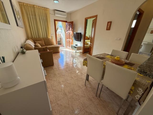 2 sovrum Lägenhet att hyra i Playa Flamenca, Orihuela med pool garage - 750 € (Ref: 9415312)