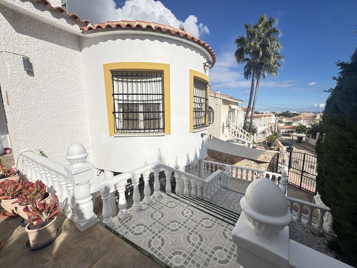 3 camera da letto Villa in vendita in Villamartin - 375.000 € (Rif: 9415666)