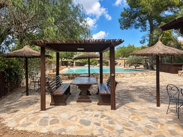 3 slaapkamer Finca/Landhuis te koop in Gea y Truyols, Murcia stad met zwembad garage - € 449.000 (Ref: 9432478)