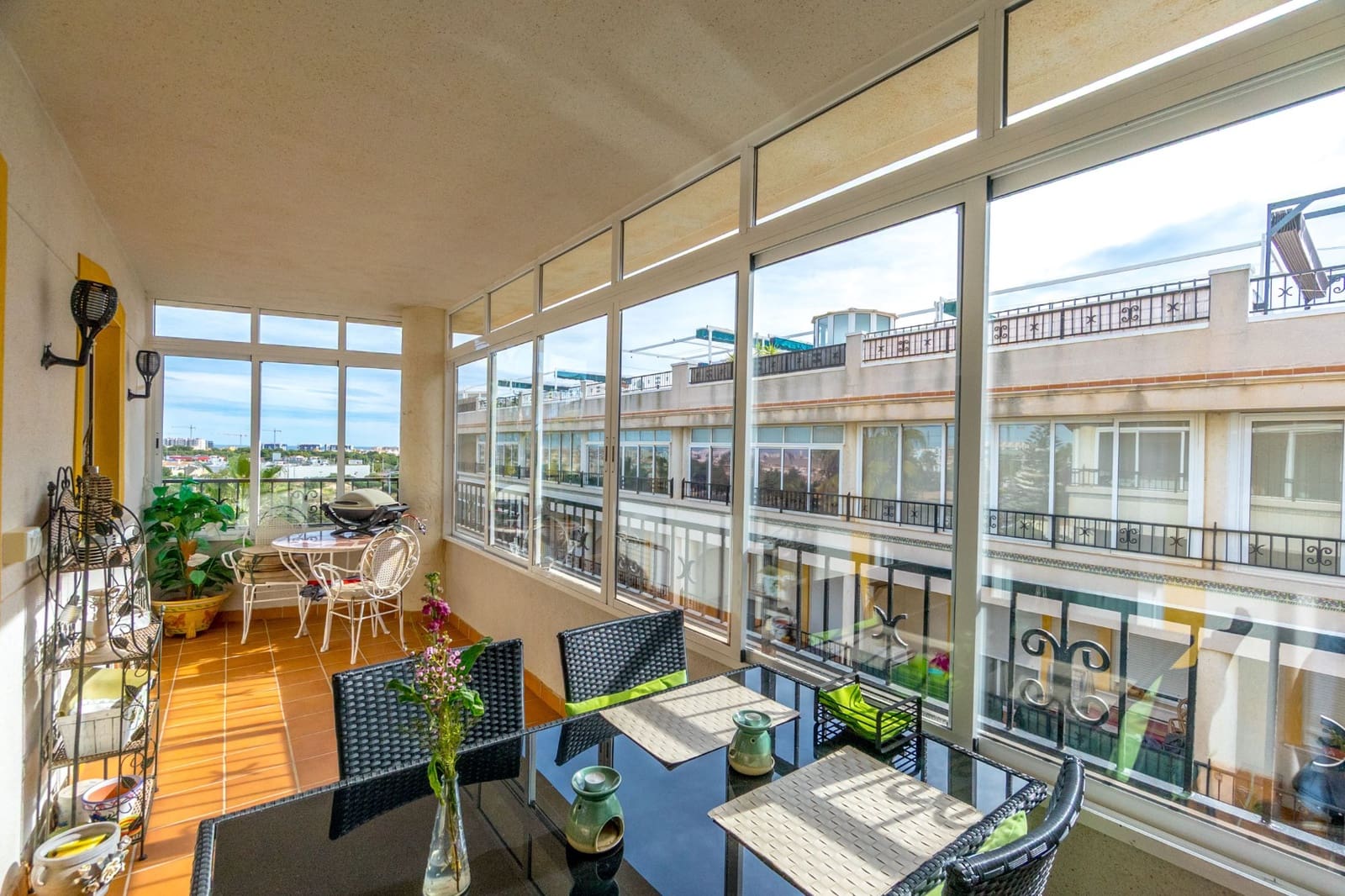 3 makuuhuone Huoneisto myytävänä paikassa Orihuela Costa - 210 000 € (Ref: 9441760)