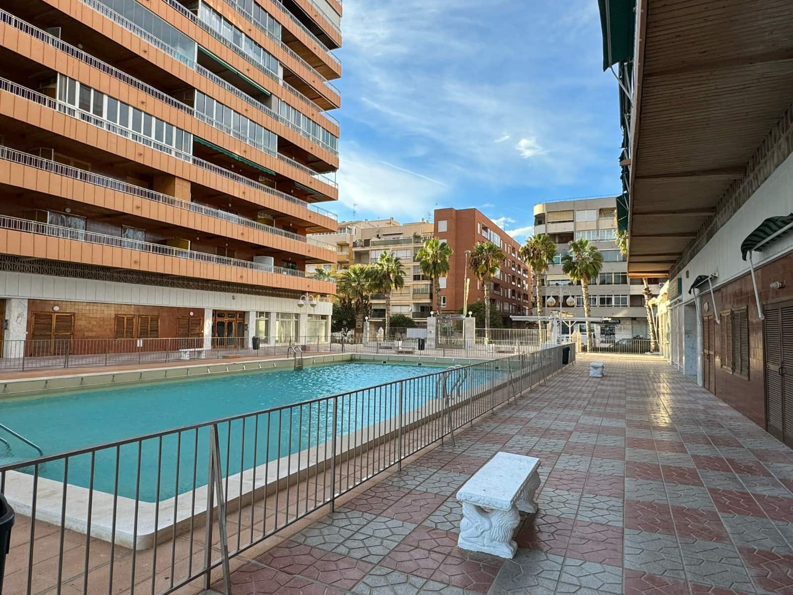 3 camera da letto Appartamento in vendita in Torrevieja con piscina - 289.000 € (Rif: 9450371)
