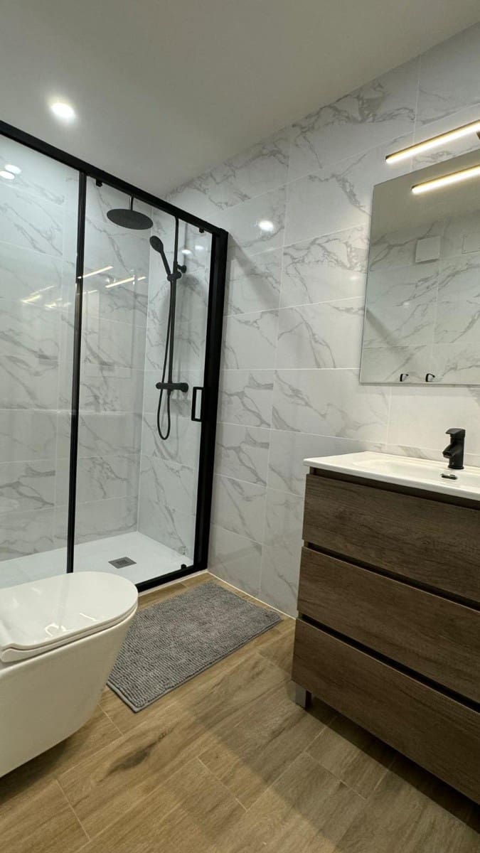 Apartamento de 3 habitaciones en Torrevieja en venta con piscina - 289.000 € (Ref: 9450371)