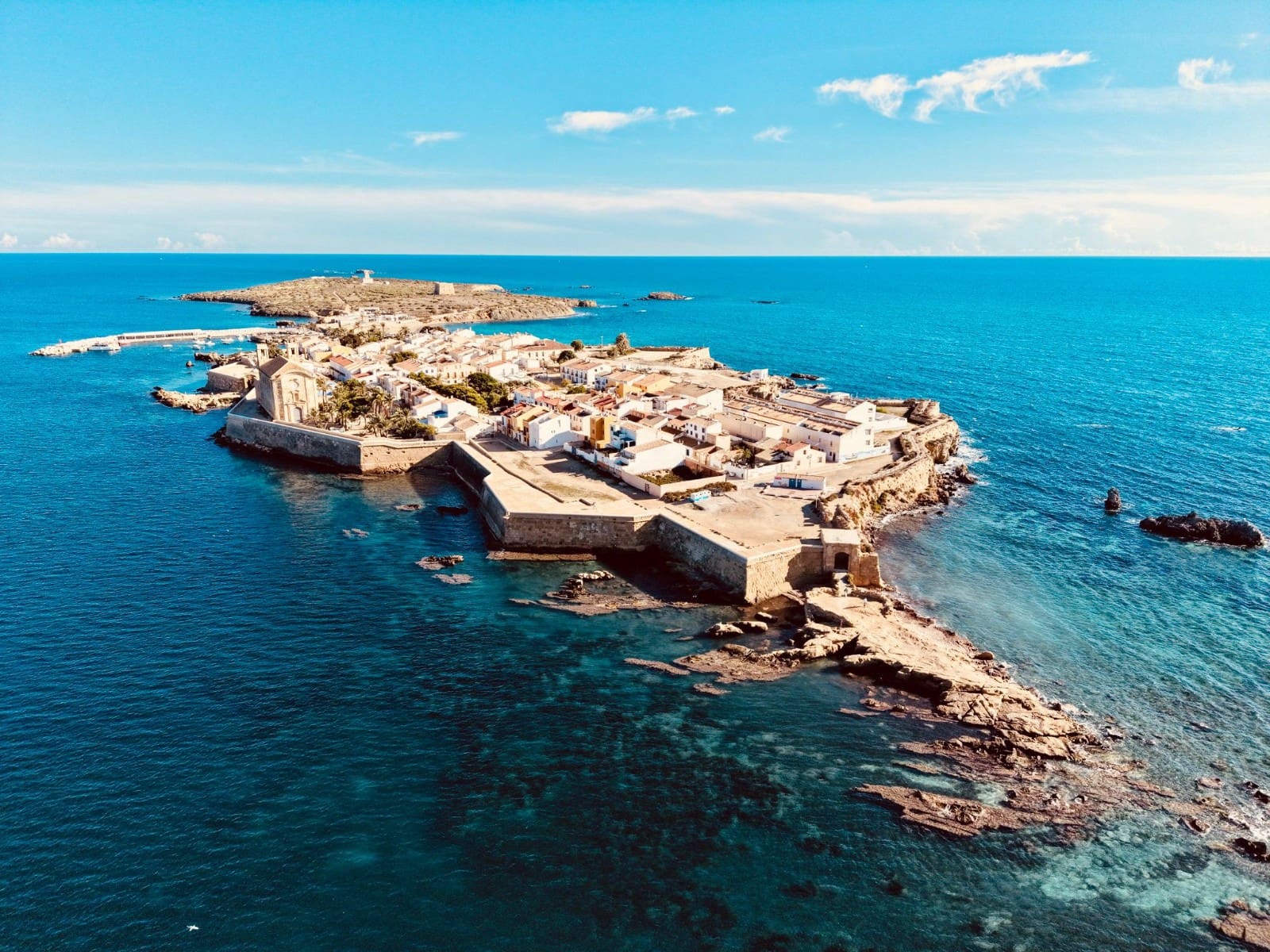 Apartamento de 3 habitaciones en Torrevieja en venta con piscina - 289.000 € (Ref: 9450371)