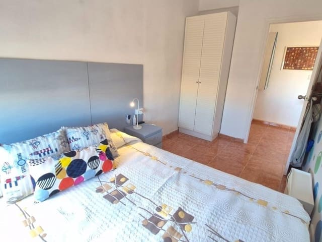 Apartment for sale in Torre de la Horadada, Pilar de la Horadada - € 119,900 (Ref: 9475925)