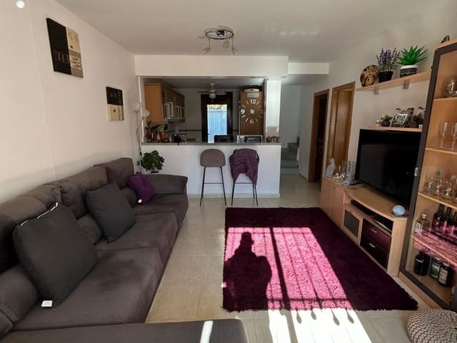 3 sypialnia Dom blizniak na sprzedaż w Villamartin - 239 900 € (Ref: 9475926)