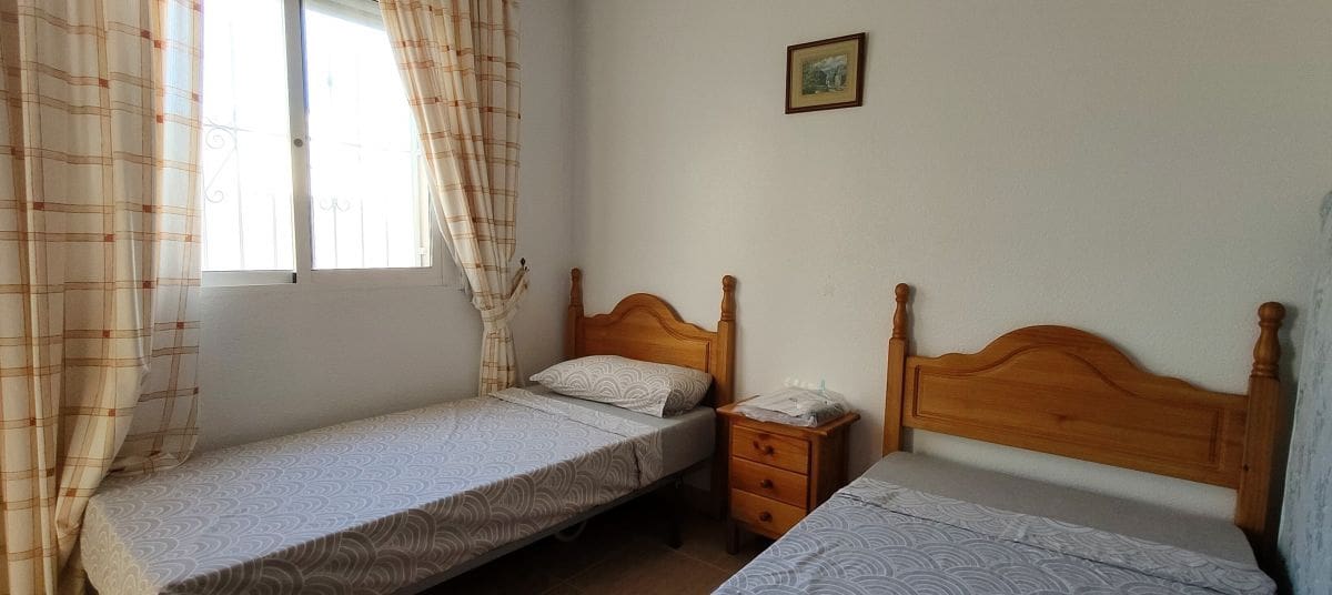 3 slaapkamer Huis te koop in Cabo Roig met zwembad - € 229.500 (Ref: 9544714)