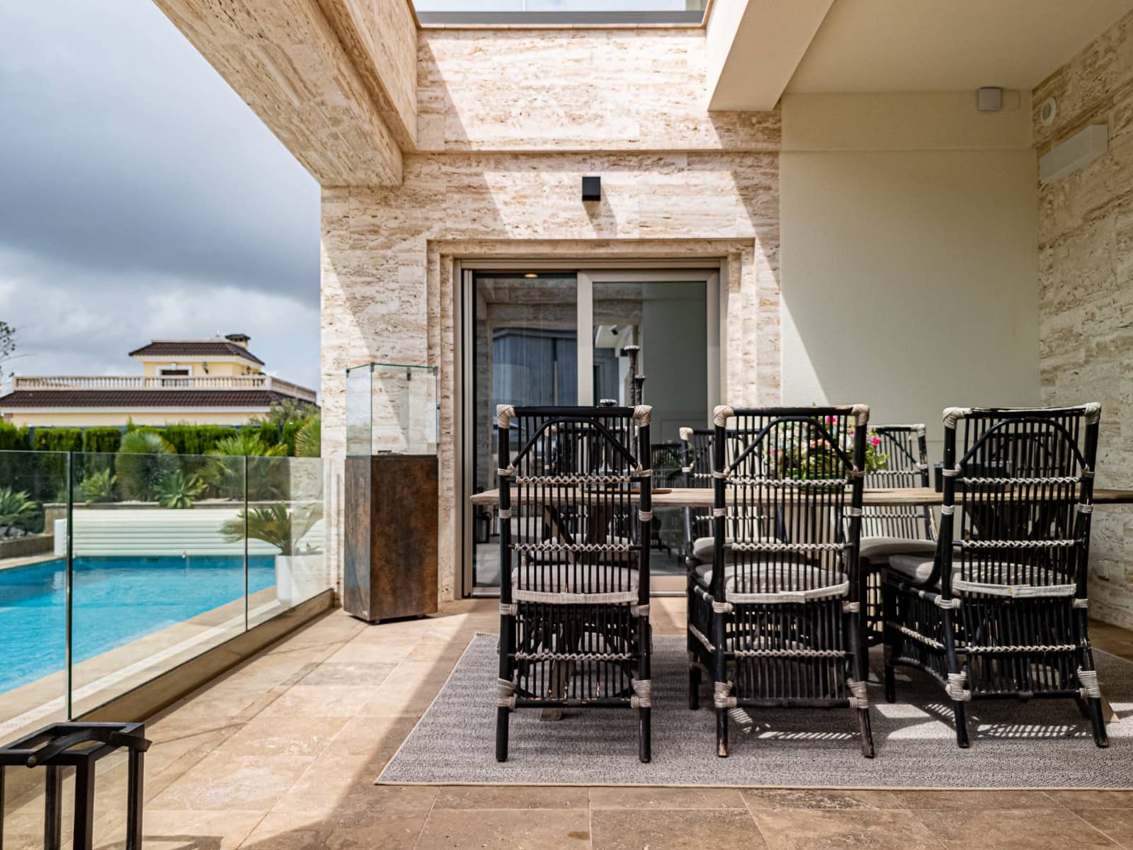 Chalet de 6 habitaciones en La Zenia en venta con piscina garaje - 2.950.000 € (Ref: 9544715)