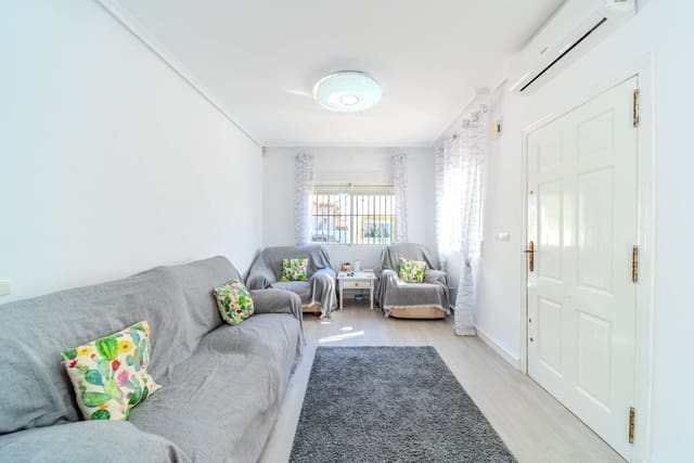 Chalet de 3 habitaciones en Playa Flamenca, Orihuela en venta con piscina garaje - 284.950 € (Ref: 9544878)