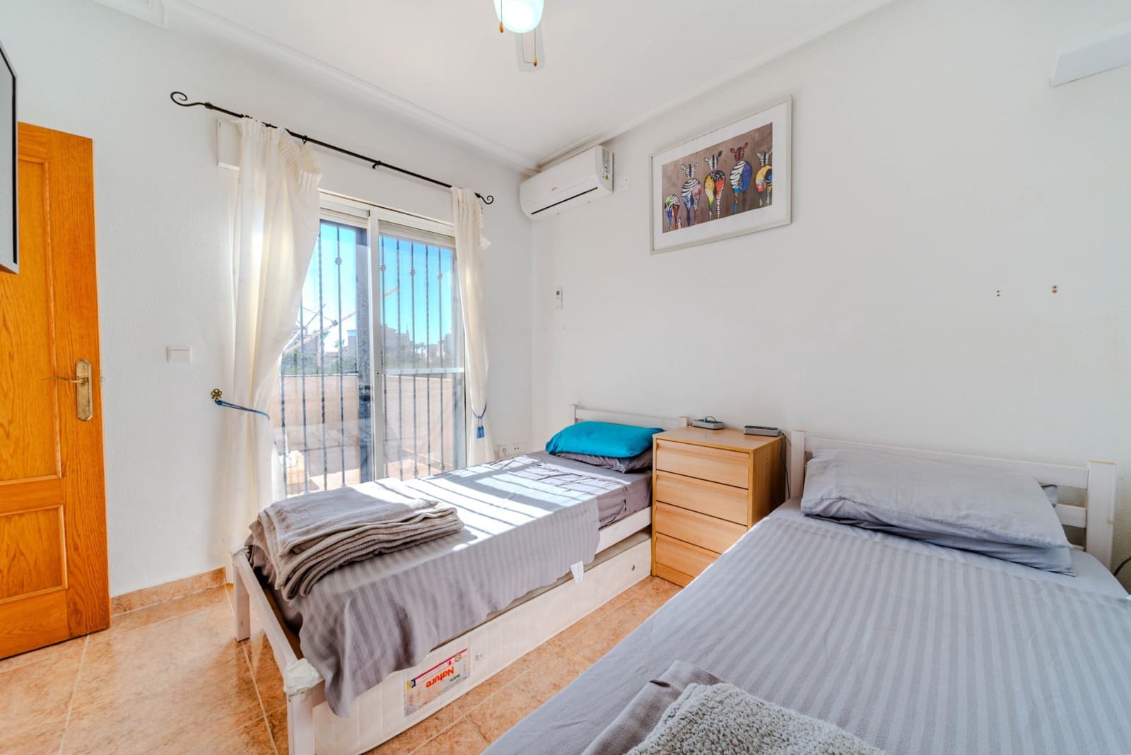 Chalet de 3 habitaciones en Playa Flamenca en venta con piscina garaje - 284.950 € (Ref: 9544878)