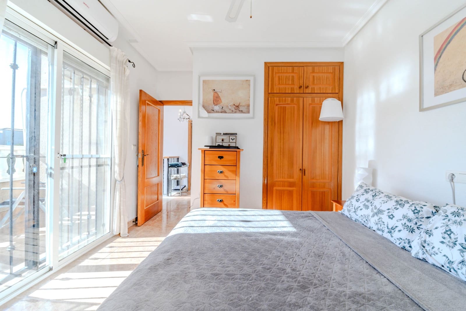 Chalet de 3 habitaciones en Playa Flamenca en venta con piscina garaje - 284.950 € (Ref: 9544878)