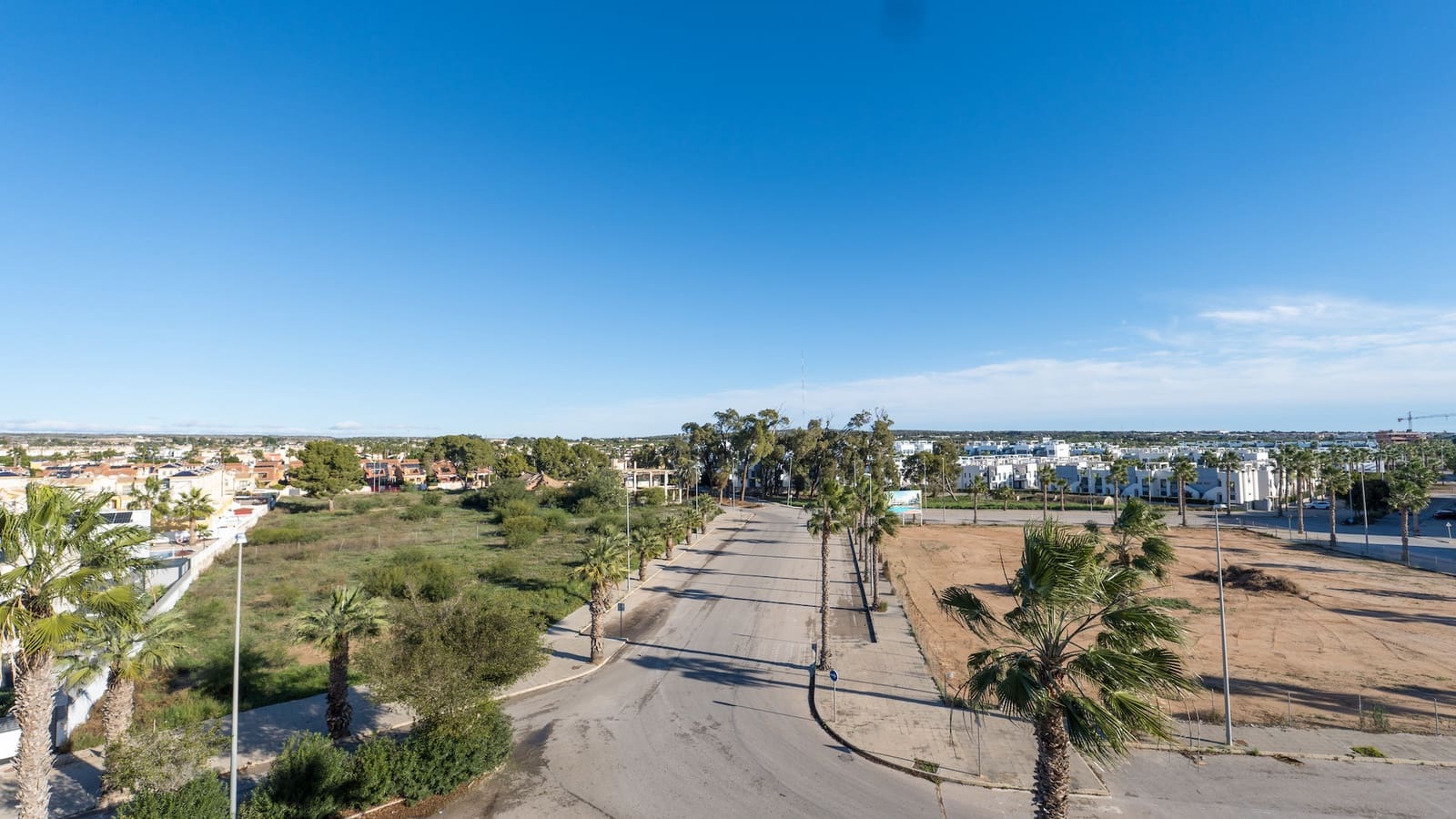 Apartamento de 3 habitaciones en El Raso en venta con piscina garaje - 395.000 € (Ref: 9544881)