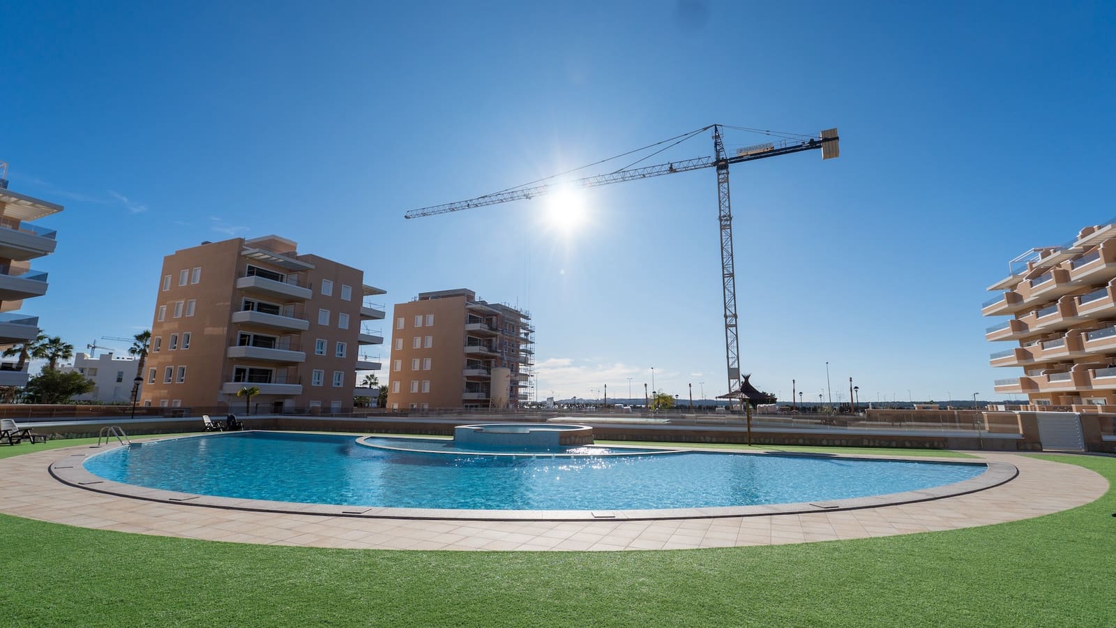 Apartamento de 3 habitaciones en El Raso en venta con piscina garaje - 395.000 € (Ref: 9544881)