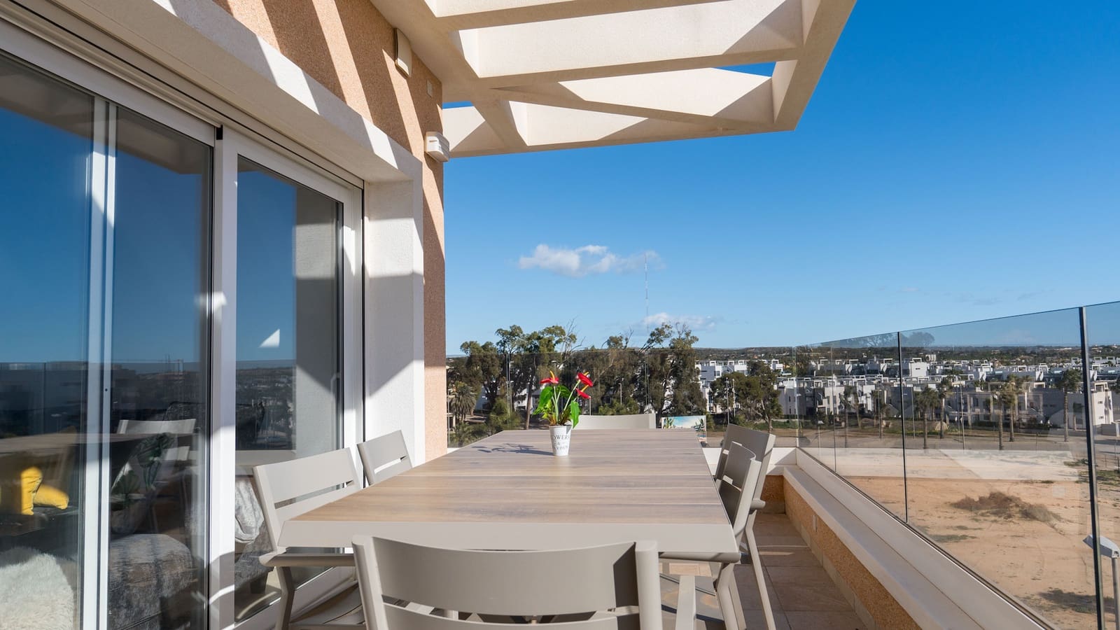 Apartamento de 3 habitaciones en El Raso en venta con piscina garaje - 395.000 € (Ref: 9544881)