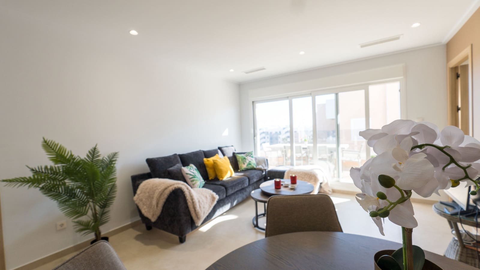 Apartamento de 3 habitaciones en El Raso en venta con piscina garaje - 395.000 € (Ref: 9544881)