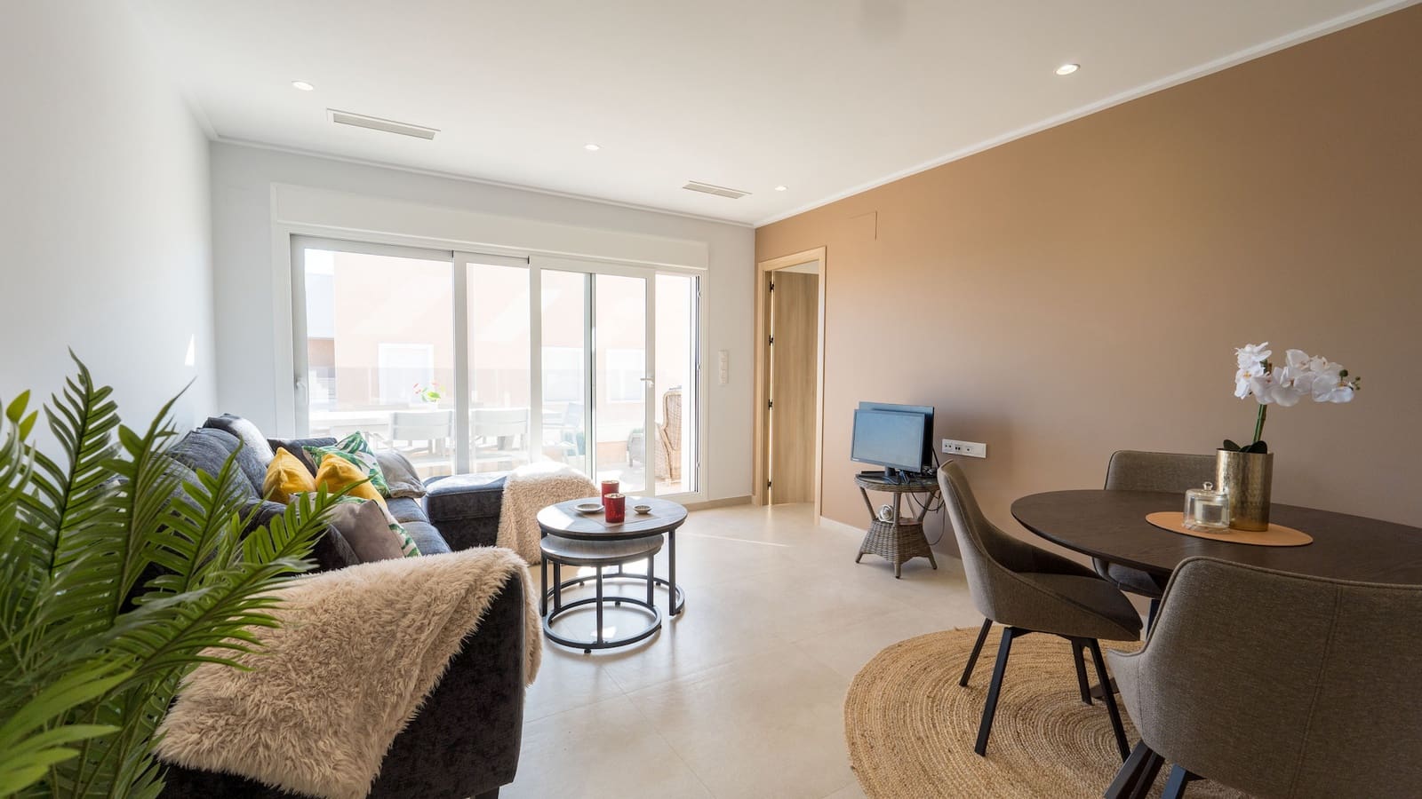 Apartamento de 3 habitaciones en El Raso en venta con piscina garaje - 395.000 € (Ref: 9544881)