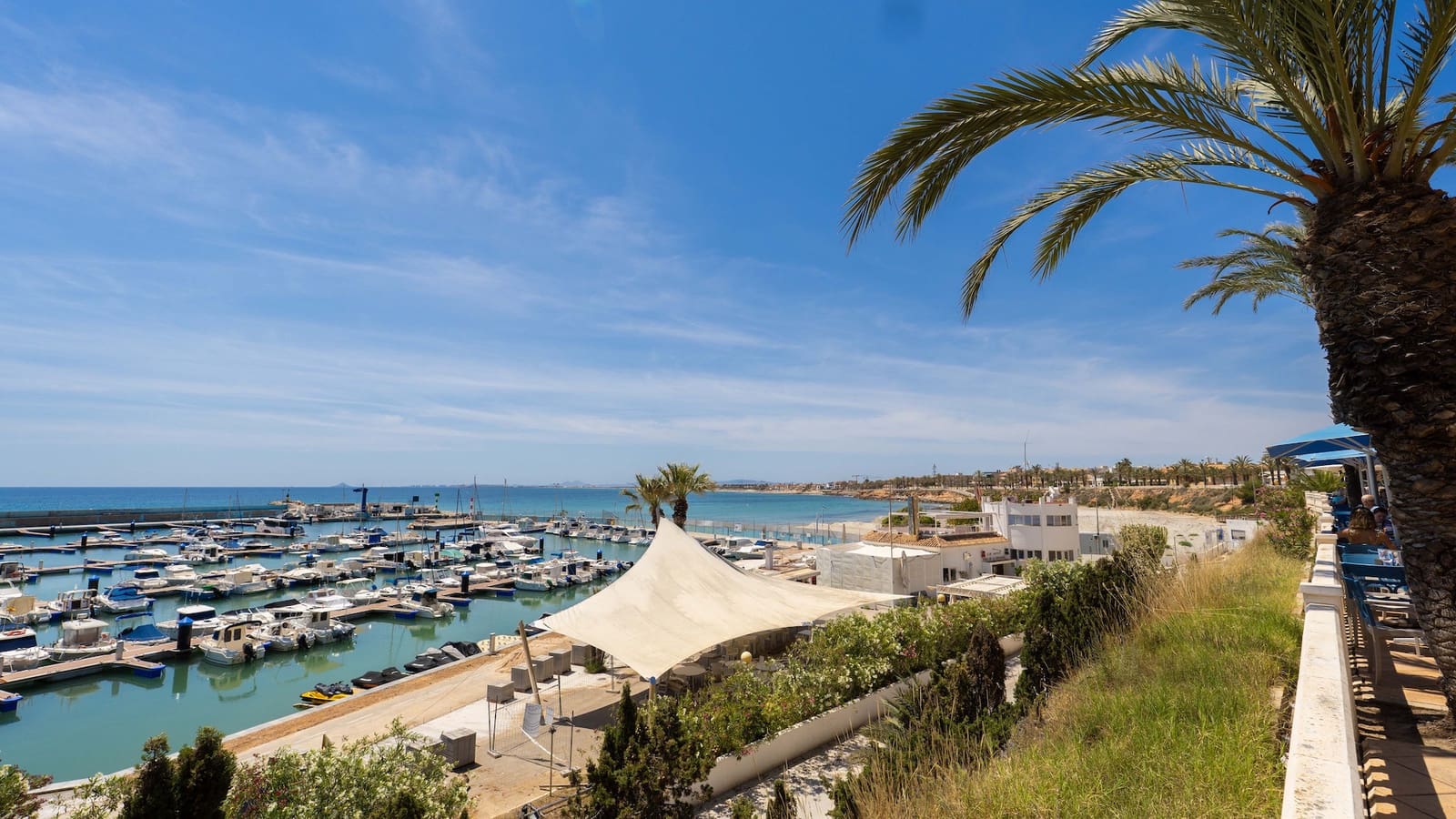 3 bedroom Apartment for sale in Torre de la Horadada with pool garage - € 399,000 (Ref: 9544882)