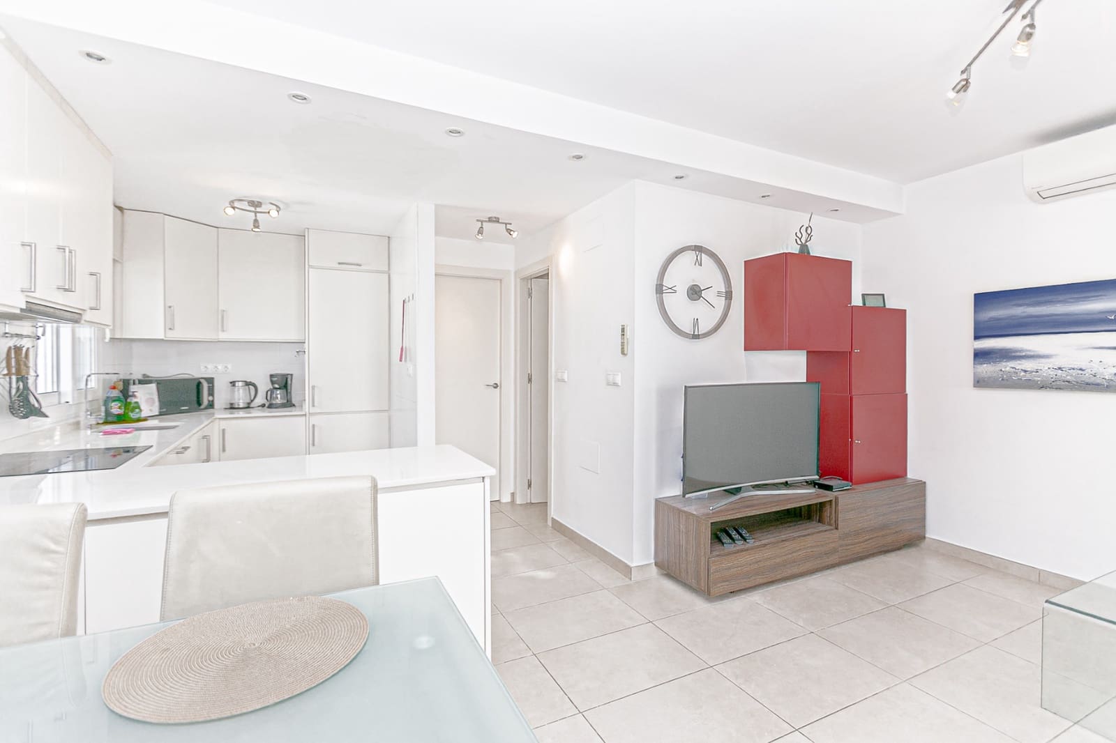 4 makuuhuone Huvila myytävänä paikassa La Marina mukana uima-altaan - 389 000 € (Ref: 9550858)