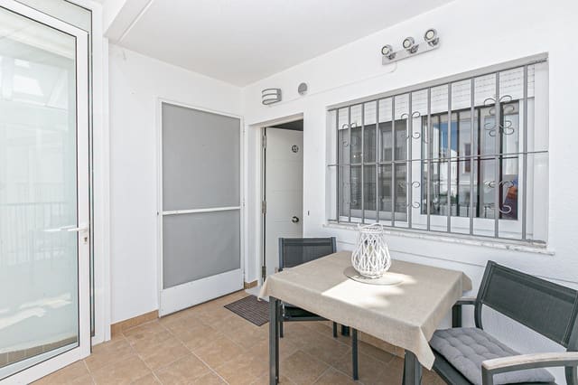 4 makuuhuone Huvila myytävänä paikassa La Marina, Elche / Elx mukana uima-altaan - 389 000 € (Ref: 9550858)