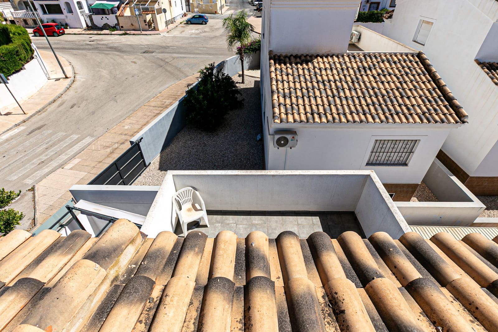 4 makuuhuone Huvila myytävänä paikassa La Marina mukana uima-altaan - 389 000 € (Ref: 9550858)