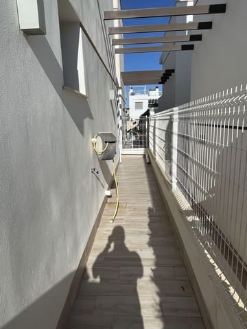 2 soveværelse Semi-Rækkehus til salg i Villamartin, Orihuela med swimmingpool - € 299.000 (Ref: 9550865)