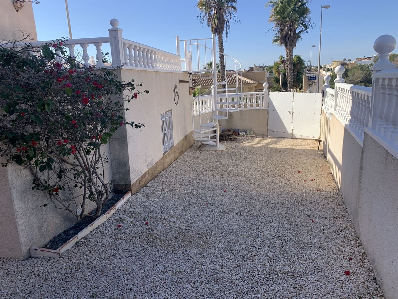 3 sypialnia Willa na sprzedaż w Villamartin z garażem - 299 950 € (Ref: 9570732)