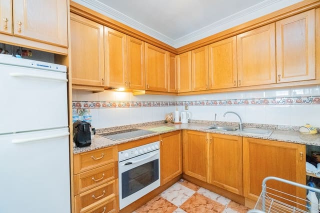 2 quarto Bungalow para venda em La Zenia, Orihuela com piscina - 185 000 € (Ref: 9574177)