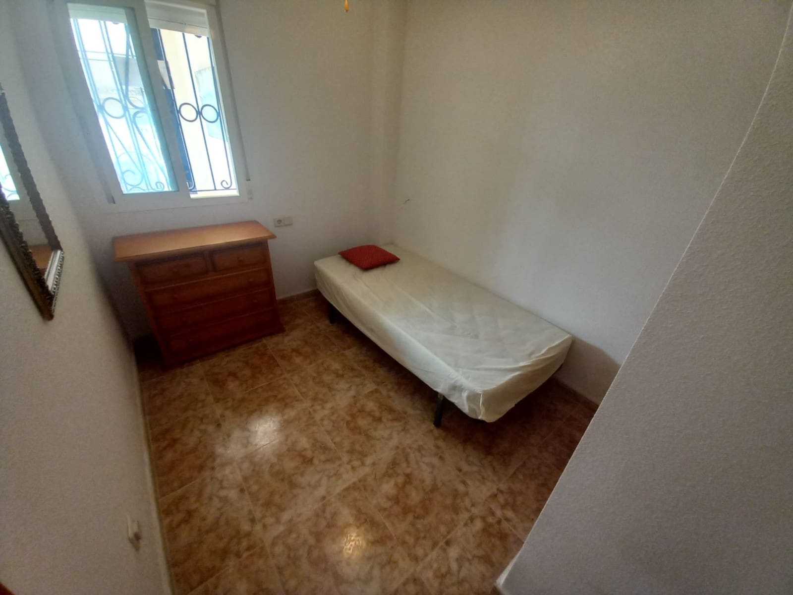 2 soveværelse Lejlighed til salg i Orihuela Costa med swimmingpool garage - € 137.500 (Ref: 9580339)