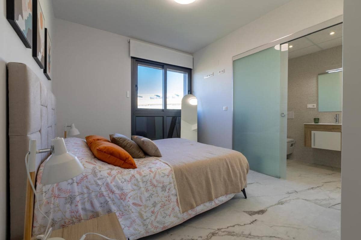 2 bedroom Apartment for sale in Playa Flamenca with pool - € 636,300 (Ref: 9582423)